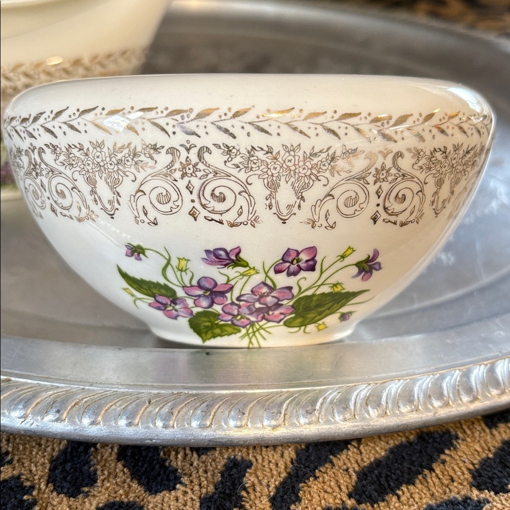 SPRING VIOLETS CUNNINGHAM&PICKETT 22K GOLD RIM CREAMER & SUGAR BOWL - Picture 3 of 3